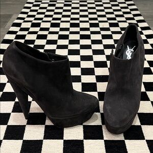 Yves Saint Laurent Gray Heeled Ankle Boots